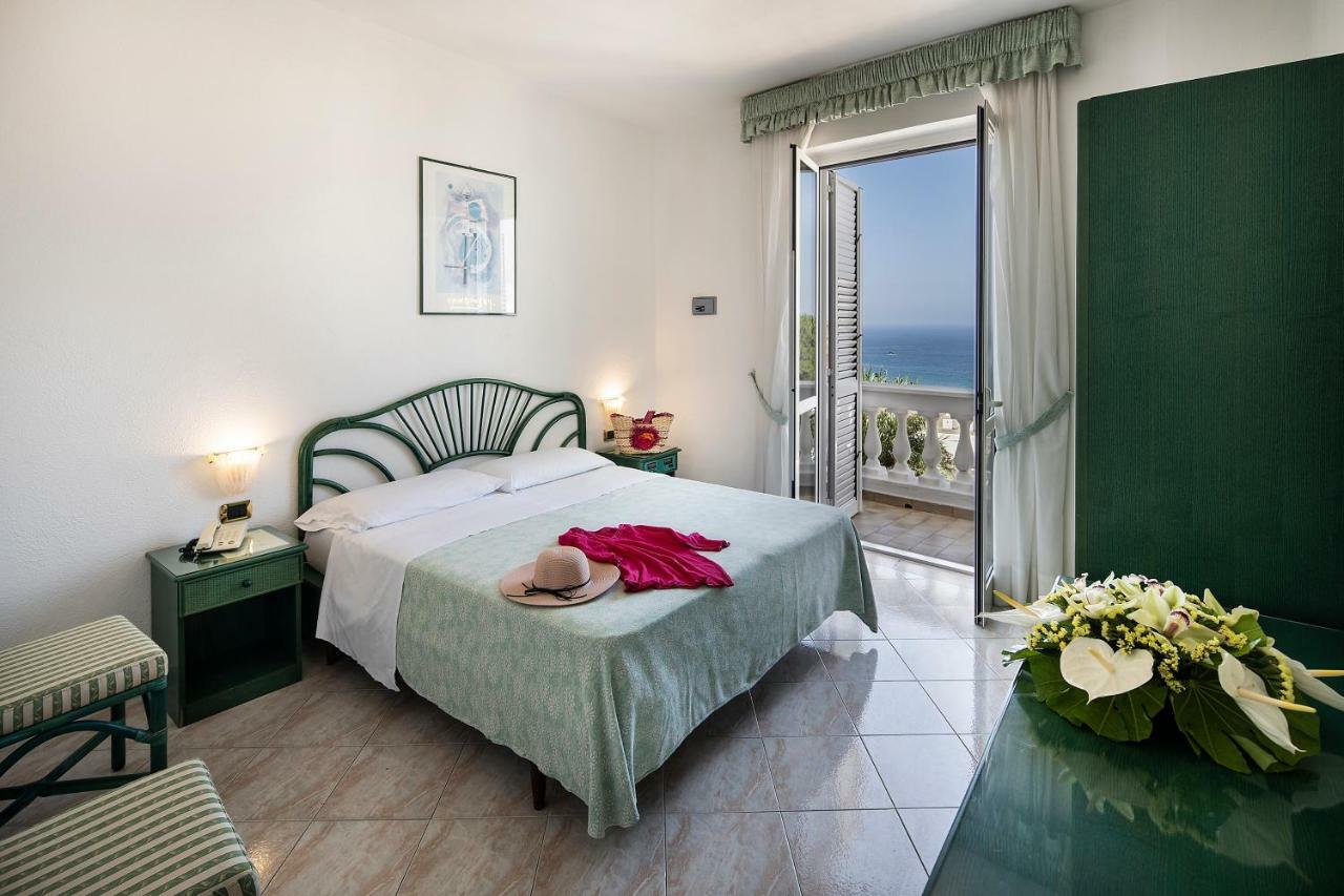 Hotel Terme Park Imperial Forio di Ischia Екстериор снимка