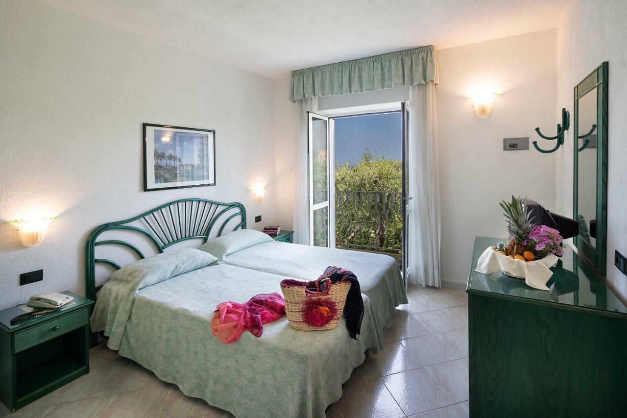 Hotel Terme Park Imperial Forio di Ischia Екстериор снимка